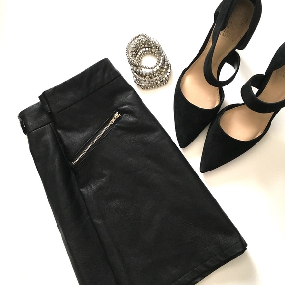 Two Feathers Delilah Leather Skirt Small - Picture 3 of 8